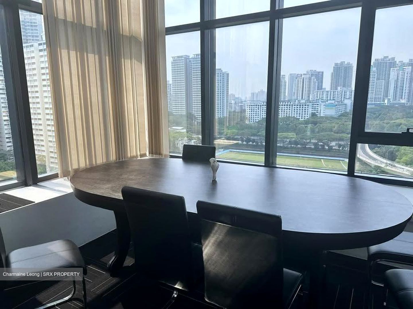 Zhongshan Mall (D12), Office #637665861